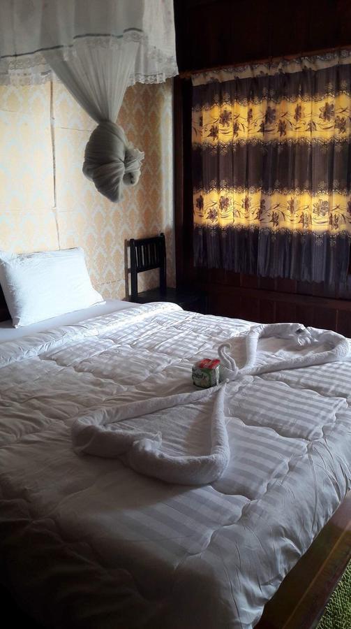 Riverside Bungalow Hotel Don Det Bagian luar foto