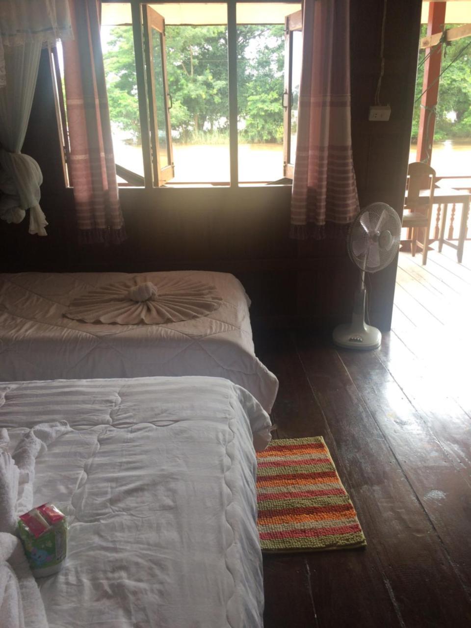 Riverside Bungalow Hotel Don Det Bagian luar foto