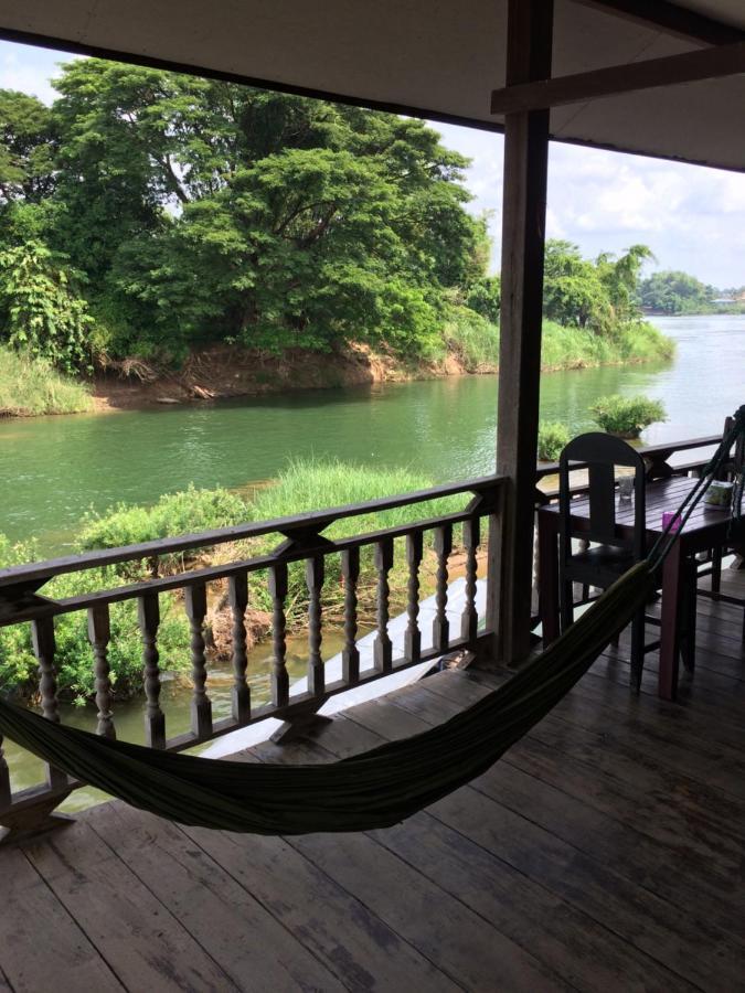 Riverside Bungalow Hotel Don Det Bagian luar foto